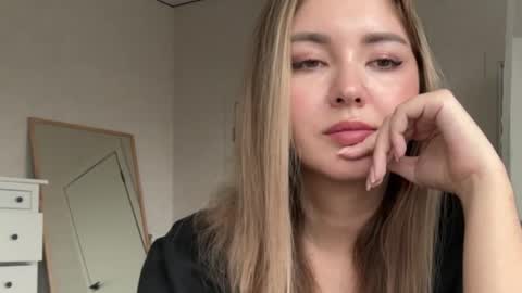 only_this online show from April 15, 2026, 9:16 am