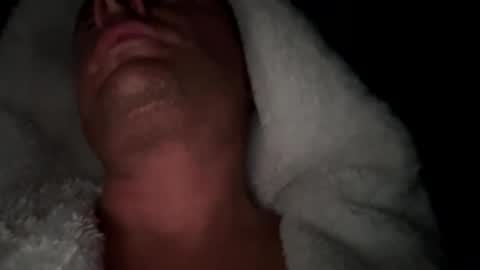 onlyloveyoutwice2016 online show from November 1, 2025, 6:37 am