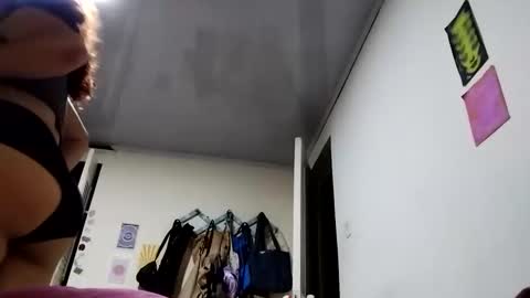 Snapshot of onlysaralee chatting on September 21, 2025, 6:59 am Sara Lee online show from September 21, 2025, 6:59 am