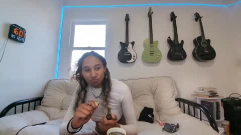 Duo online show from December 30, 2024, 12:00 am