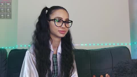 Xandra online show from December 7, 2024, 8:22 am