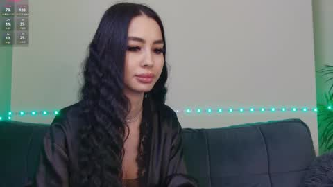 Xandra online show from February 12, 2025, 8:49 am