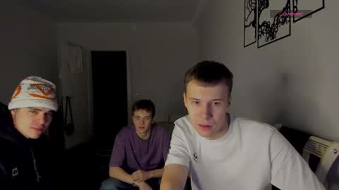 Snapshot of oofcblesssexx chatting on November 9, 2025, 8:18 pm bless god online show from November 9, 2025, 8:18 pm