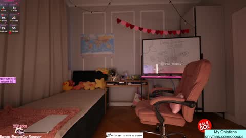 Eva online show from September 18, 2025, 3:14 pm