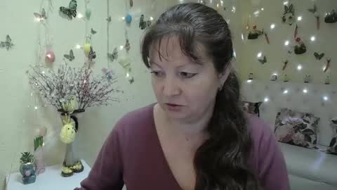 Vanessa online show from April 13, 2026, 5:02 am