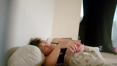 Snapshot of opalockajoe chatting on December 9, 2024, 6:46 pm TsJojo online show from December 9, 2024, 6:46 pm