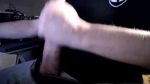 openupwide6969_ online show from November 8, 2025, 4:12 am