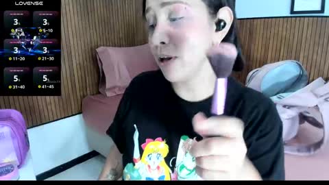 Snapshot of ori_whore chatting on May 27, 2026, 1:24 am ori_whore online show from May 27, 2026, 1:24 am