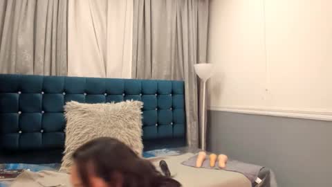 Oriana  online show from January 16, 2026, 11:58 am