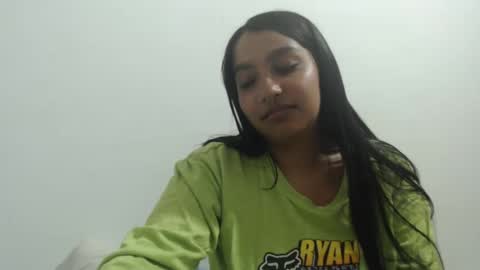 Snapshot of oriana_ston chatting on December 5, 2024, 5:37 am oriana_ston online show from December 5, 2024, 5:37 am