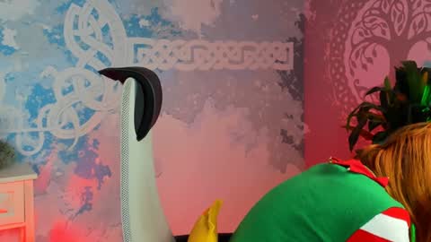 Snapshot of orianna_blade chatting on December 25, 2024, 9:13 am Orianna - Hi Im into geek culture cosplay crafting LARP games. Shall we play DnD online show from December 25, 2024, 9:13 am