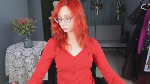 Snapshot of orianna_blade chatting on January 13, 2025, 9:08 am Orianna - Hi Im into geek culture cosplay crafting LARP games. Shall we play DnD online show from January 13, 2025, 9:08 am