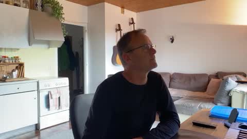 Snapshot of orimalike chatting on December 2, 2024, 9:24 am orimalike online show from December 2, 2024, 9:24 am