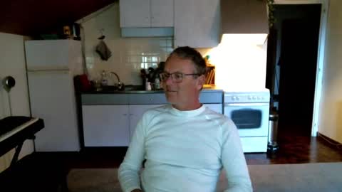 Snapshot of orimalike chatting on January 9, 2025, 3:01 pm orimalike online show from January 9, 2025, 3:01 pm