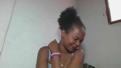 Snapshot of ornellahhh chatting on September 23, 2025, 9:56 am ornellahhh online show from September 23, 2025, 9:56 am
