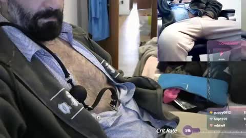 Snapshot of orso4sins2 chatting on January 1, 2025, 11:16 am orso online show from January 1, 2025, 11:16 am