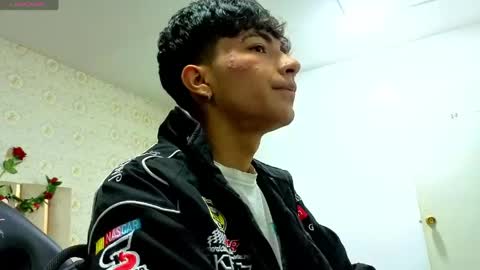 Snapshot of osamu_tay chatting on May 18, 2026, 3:13 am osamu_tay online show from May 18, 2026, 3:13 am