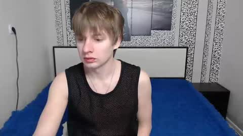 Snapshot of oscar_bell chatting on January 26, 2025, 8:45 pm Oscar online show from January 26, 2025, 8:45 pm