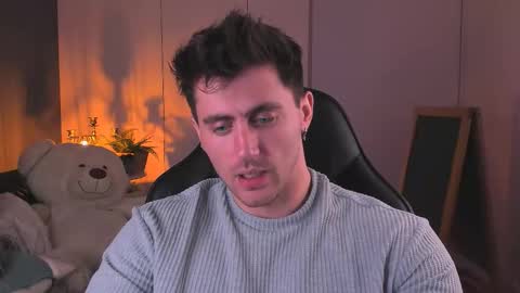 Oscar online show from October 29, 2025, 9:27 pm