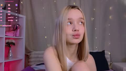 Snapshot of oseaan chatting on March 9, 2025, 2:21 pm Heidi  online show from March 9, 2025, 2:21 pm