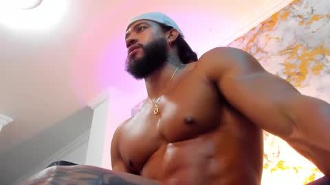 Snapshot of osher_cox chatting on February 5, 2025, 6:35 am osher_cox online show from February 5, 2025, 6:35 am