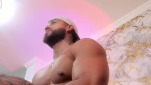 Snapshot of osher_cox chatting on March 9, 2025, 1:56 am osher_cox online show from March 9, 2025, 1:56 am