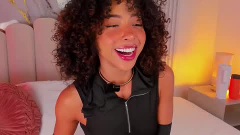 Oshun  online show from December 3, 2025, 11:19 am