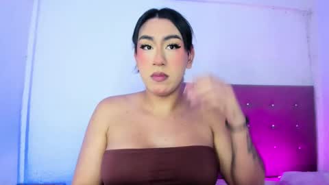 Maria   online show from December 17, 2025, 3:01 am