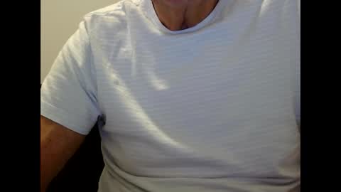 Ossi online show from April 13, 2026, 2:50 am