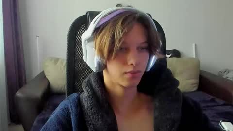 Ostin online show from November 10, 2025, 4:00 am