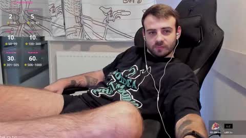 Otis online show from October 15, 2025, 9:04 pm