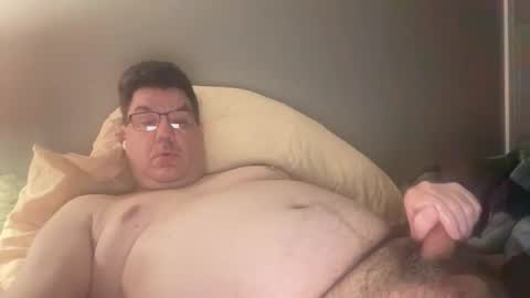 otter916 online show from December 15, 2025, 6:39 am