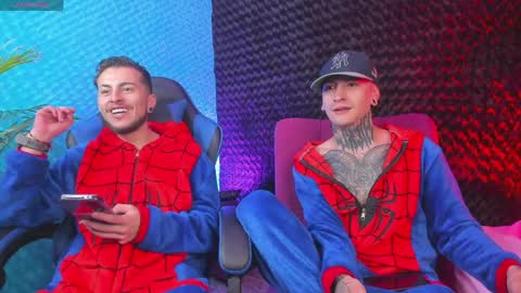 Snapshot of otter_wet chatting on April 6, 2026, 6:14 am otter_wet online show from April 6, 2026, 6:14 am