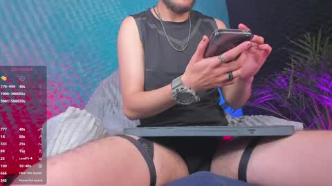 Snapshot of otter_wet chatting on April 14, 2026, 8:42 am otter_wet online show from April 14, 2026, 8:42 am