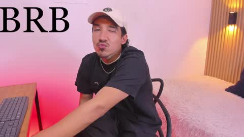 Otto Andrew online show from April 19, 2026, 3:06 am