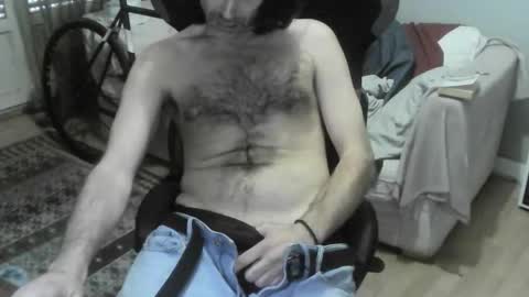 ouinnybis195625 online show from September 19, 2025, 11:55 am