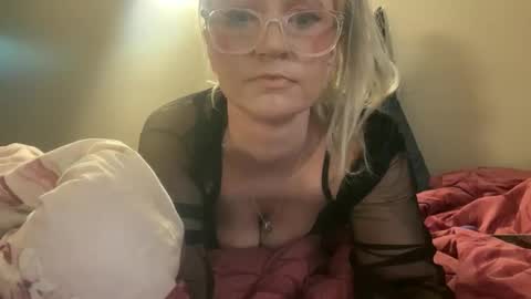Snapshot of outback_goddess_ chatting on May 30, 2026, 12:35 pm outback_goddess_ online show from May 30, 2026, 12:35 pm
