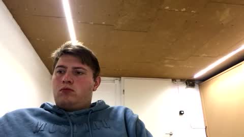 outflayd online show from December 16, 2025, 12:43 pm