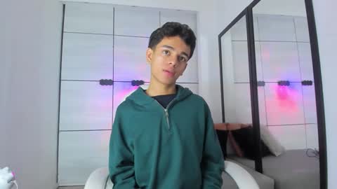 Snapshot of owen__johnson chatting on October 12, 2025, 11:53 am Owen Johnson online show from October 12, 2025, 11:53 am