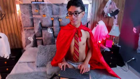 Snapshot of owen__johnson chatting on October 29, 2025, 12:18 pm Owen Johnson online show from October 29, 2025, 12:18 pm