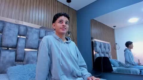 Snapshot of owen__johnson chatting on December 5, 2025, 12:36 pm Owen Johnson online show from December 5, 2025, 12:36 pm