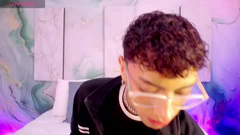 Owen online show from March 18, 2026, 3:20 am