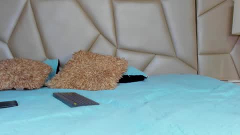 owen_stone1 online show from February 24, 2026, 11:36 pm