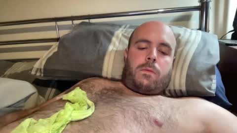 Owen2022 online show from December 2, 2025, 8:37 pm