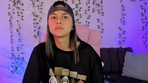 Owen foxx online show from December 15, 2025, 2:32 pm