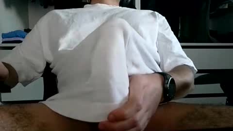 ownerofhuge online show from January 16, 2026, 3:27 pm