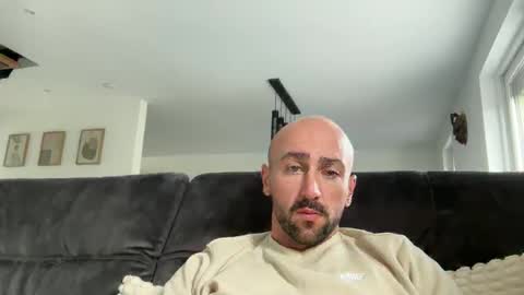 oxlade59 online show from November 12, 2025, 11:54 am