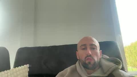 oxlade59 online show from February 12, 2026, 1:06 pm