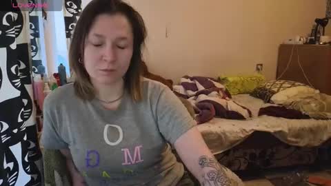 Snapshot of ozalin chatting on March 4, 2026, 9:59 am ozalin online show from March 4, 2026, 9:59 am