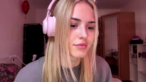 Eva online show from March 5, 2026, 10:44 am